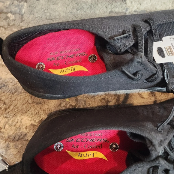 NWT Skechers Arch Fit Melo SR Men's Work Shoe. Slide on black sneakers. 11.5 - Picture 2 of 15